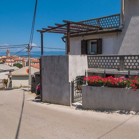Apartment Andrija Vrbnik Dış mekan fotoğraf