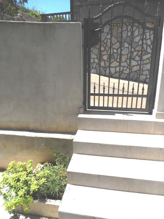 Apartment Andrija Vrbnik Dış mekan fotoğraf