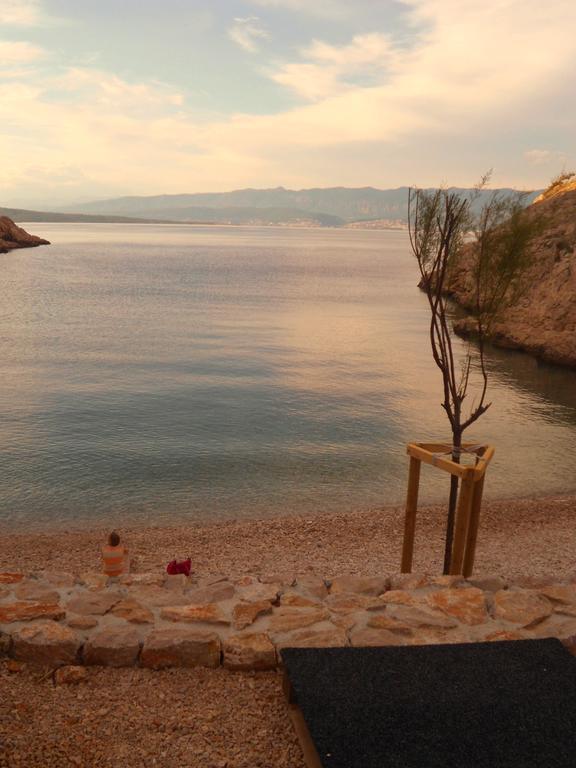 Apartment Andrija Vrbnik Dış mekan fotoğraf