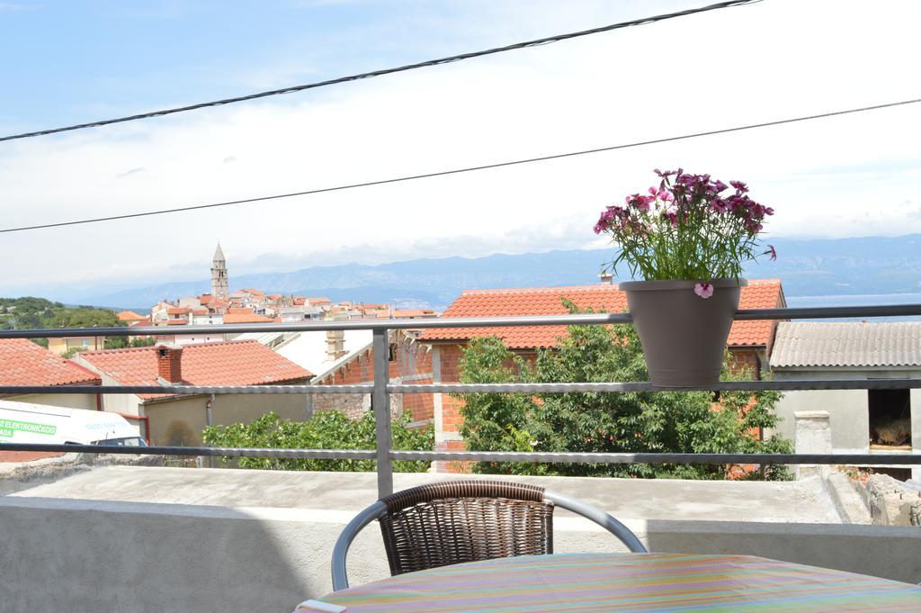Apartment Andrija Vrbnik Dış mekan fotoğraf